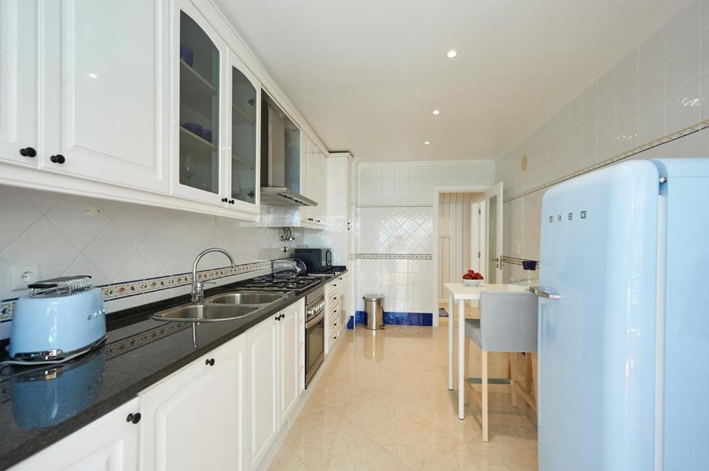 Oceanario 2 Bedroom Apartment - Sea View And Pool Cascais Eksteriør billede